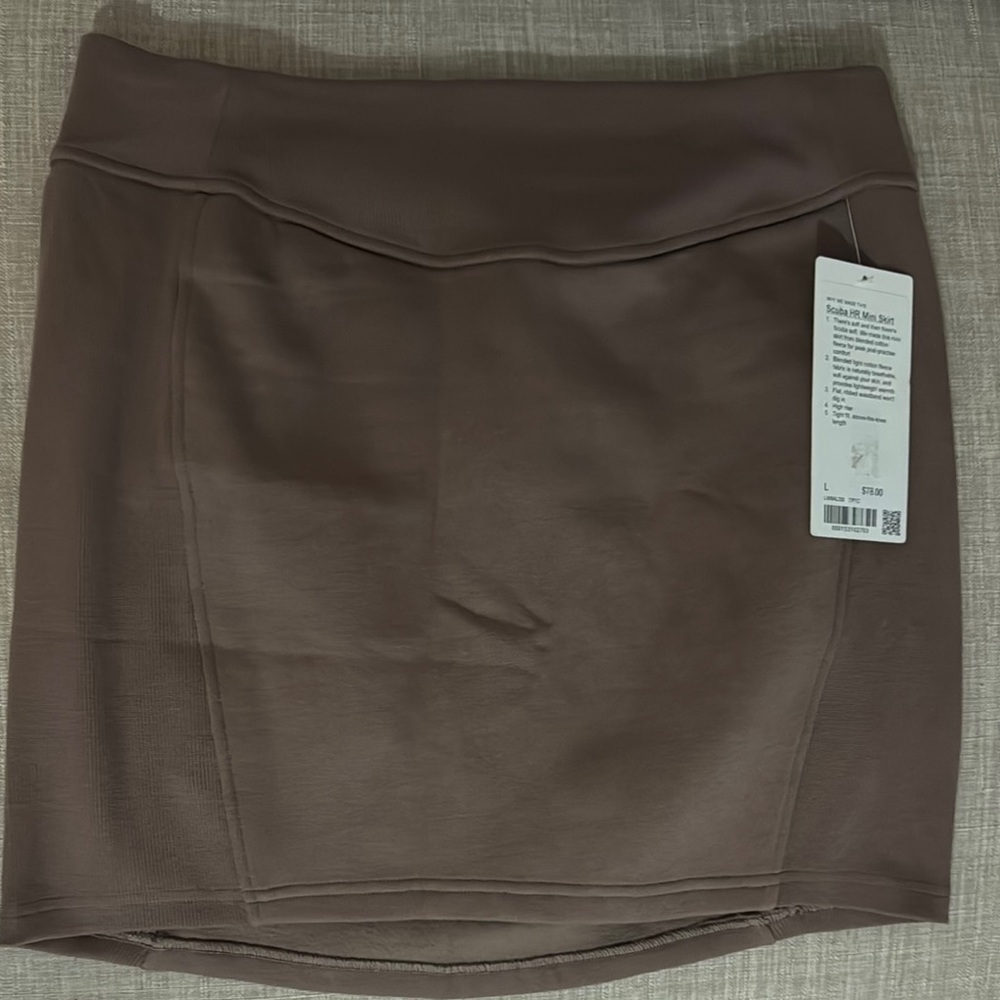 🍋Tauptastic Lululemon Scuba Mini Skirt